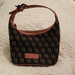 Dooney & Bourke purse